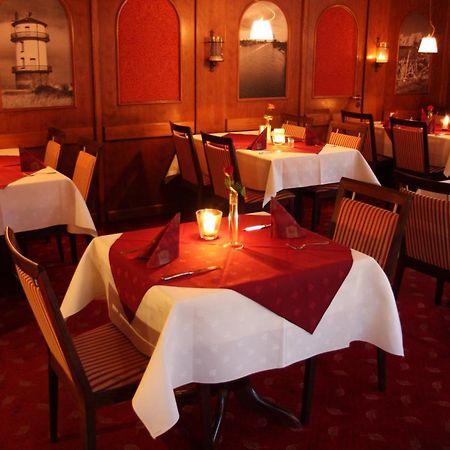 Hotel Zwei Linden - Links Der Elbe - Niedersachsen Balje Bagian luar foto