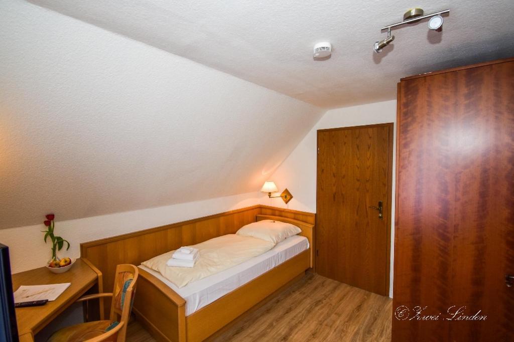 Hotel Zwei Linden - Links Der Elbe - Niedersachsen Balje Bagian luar foto