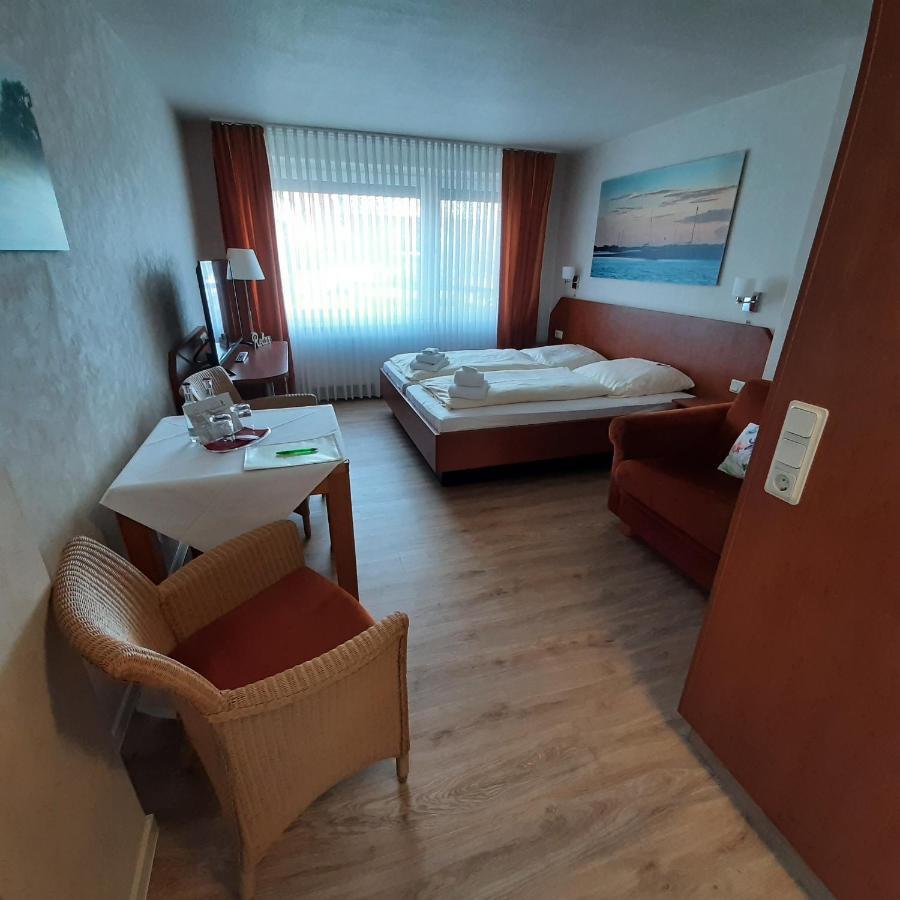 Hotel Zwei Linden - Links Der Elbe - Niedersachsen Balje Bagian luar foto